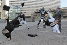 Photo de lévitation avec Iron Man